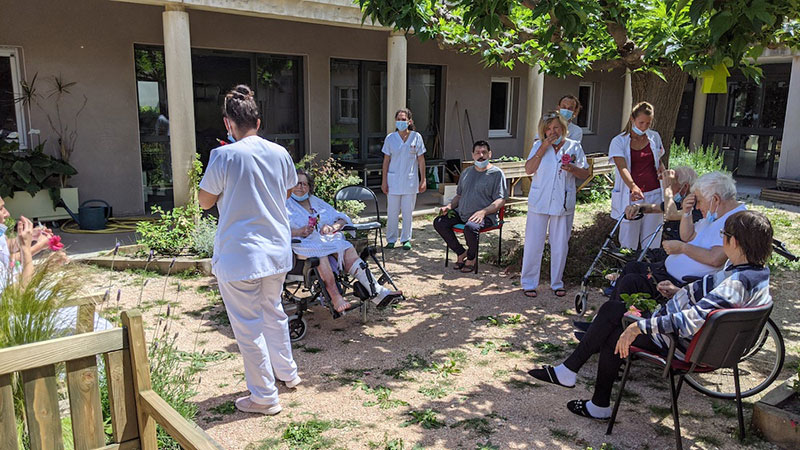 animation sensorielle gerontologie Avignon